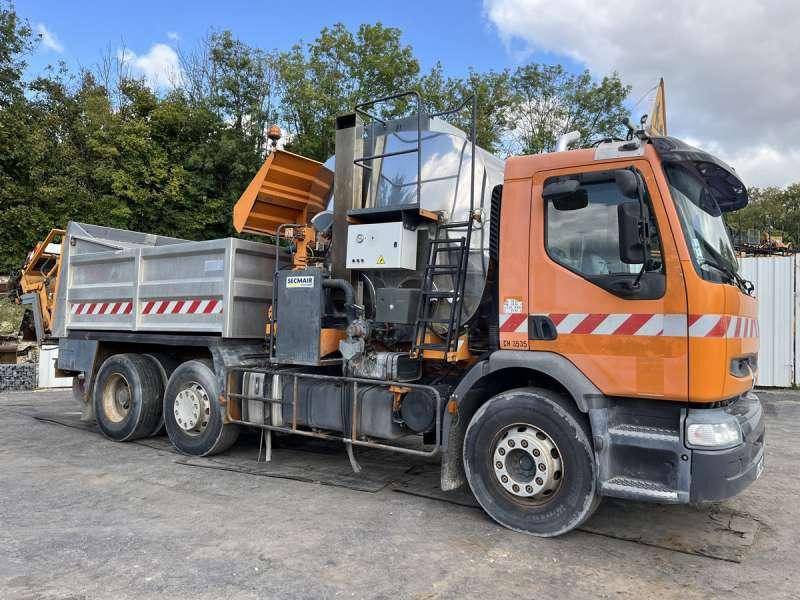 Renault PREMIUM 300 BOUILLE SECMAIR - Asfaltatrice: foto 1 Renault PREMIUM 300 BOUILLE SECMAIR - Asfaltatrice: foto 1