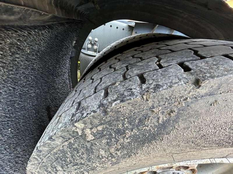 Trattore stradale Volvo FH12-420 4X2: foto 23