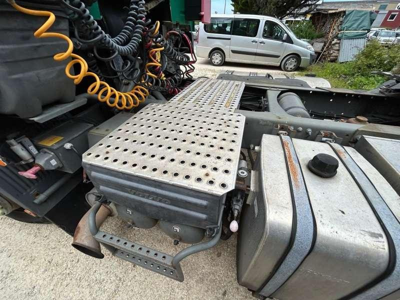 Trattore stradale Volvo FH12-420 4X2: foto 30