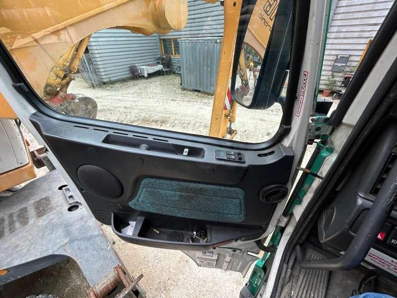 Trattore stradale Volvo FH12-420 4X2: foto 34