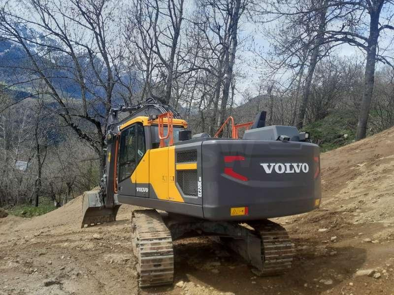 Volvo EC220ENH - Escavatore cingolato: foto 3 Volvo EC220ENH - Escavatore cingolato: foto 3