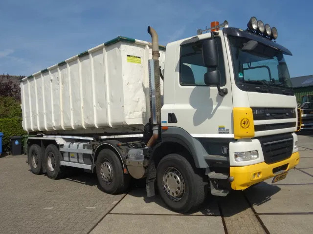 DAF CF 410 8X4 NCH CONTAINER SYSTEEM 32 TON 90 graden silo containers - Camion con sistema di cavi: foto 4 DAF CF 410 8X4 NCH CONTAINER SYSTEEM 32 TON 90 graden silo containers - Camion con sistema di cavi: foto 4