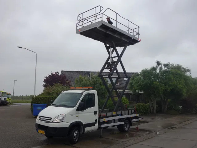 Iveco Daily 40C15 SKY WORKER PLATFORM - Furgone: foto 1 Iveco Daily 40C15 SKY WORKER PLATFORM - Furgone: foto 1