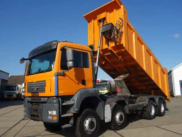 MAN TGA 41-440 8X6 MANUAL GEARBOX 22M3 MEILLER TIPPER - Autocarro ribaltabile: foto 1 MAN TGA 41-440 8X6 MANUAL GEARBOX 22M3 MEILLER TIPPER - Autocarro ribaltabile: foto 1