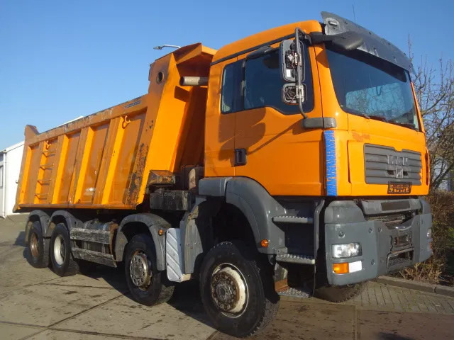 MAN TGA 41.440 8X6 MEILLER 22 CUB MANUAL GEARBOX - Autocarro ribaltabile: foto 1 MAN TGA 41.440 8X6 MEILLER 22 CUB MANUAL GEARBOX - Autocarro ribaltabile: foto 1