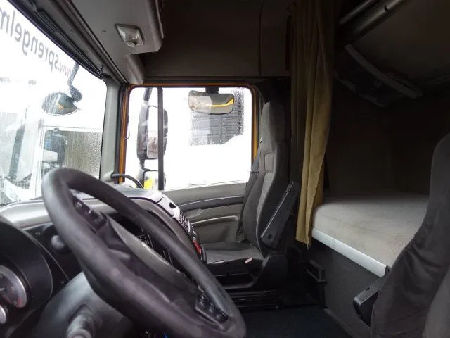 DAF XF 105.460 2 diesel tanken - Trattore stradale: foto 5 DAF XF 105.460 2 diesel tanken - Trattore stradale: foto 5