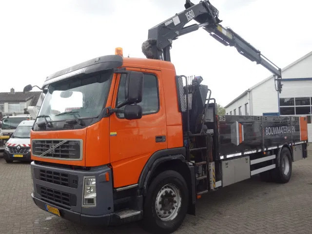 Volvo FM 310 hmf15 ton crane - Camion con gru: foto 4 Volvo FM 310 hmf15 ton crane - Camion con gru: foto 4