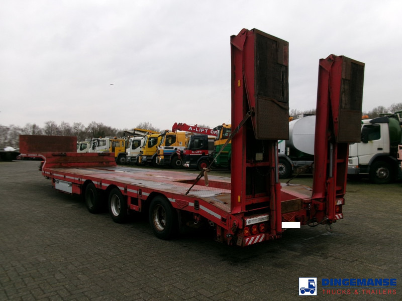Broshuis 3-axle semi lowbed trailer 45t + ramps - DAMAGED - Semirimorchio pianale ribassato: foto 3 Broshuis 3-axle semi lowbed trailer 45t + ramps - DAMAGED - Semirimorchio pianale ribassato: foto 3
