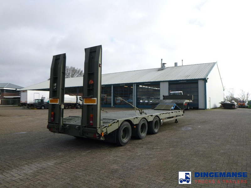 Broshuis 3-axle semi-lowbed trailer E-2130 / 73 t + ramps - Semirimorchio pianale ribassato: foto 3 Broshuis 3-axle semi-lowbed trailer E-2130 / 73 t + ramps - Semirimorchio pianale ribassato: foto 3