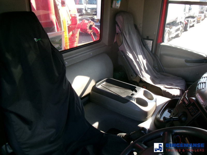 Leasing di DAF CF 75.310 6x4 RHD Whale vacuum tank 11.8 m3 / 2 comp DAF CF 75.310 6x4 RHD Whale vacuum tank 11.8 m3 / 2 comp: foto 16
