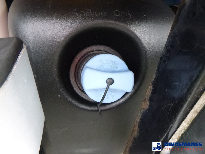 Autospurgo DAF LF 220 4x2 RHD Whale vacuum tank: foto 17