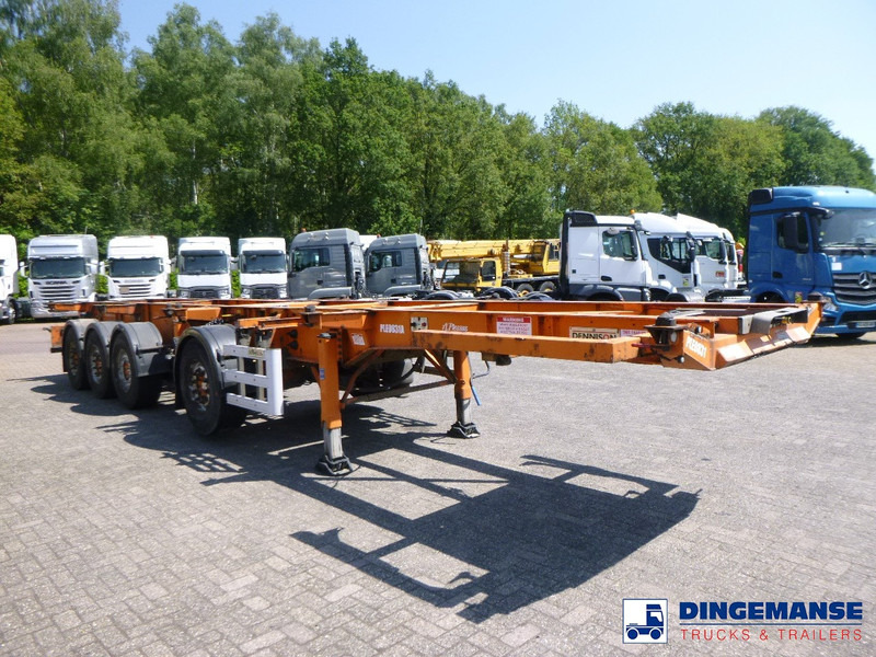 Dennison 4-axle container combi trailer (3 + 1 axles) 20-30-40-45 ft - Autocarro portacontainer/ Caisse interchangeable: foto 2 Dennison 4-axle container combi trailer (3 + 1 axles) 20-30-40-45 ft - Autocarro portacontainer/ Caisse interchangeable: foto 2