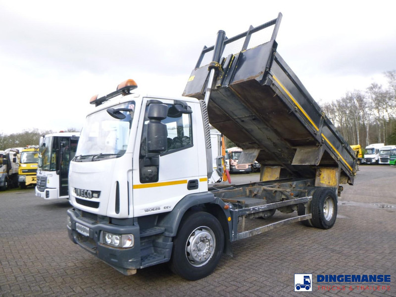 Iveco Eurocargo 180E25 4x2 RHD tipper - Autocarro ribaltabile: foto 1 Iveco Eurocargo 180E25 4x2 RHD tipper - Autocarro ribaltabile: foto 1