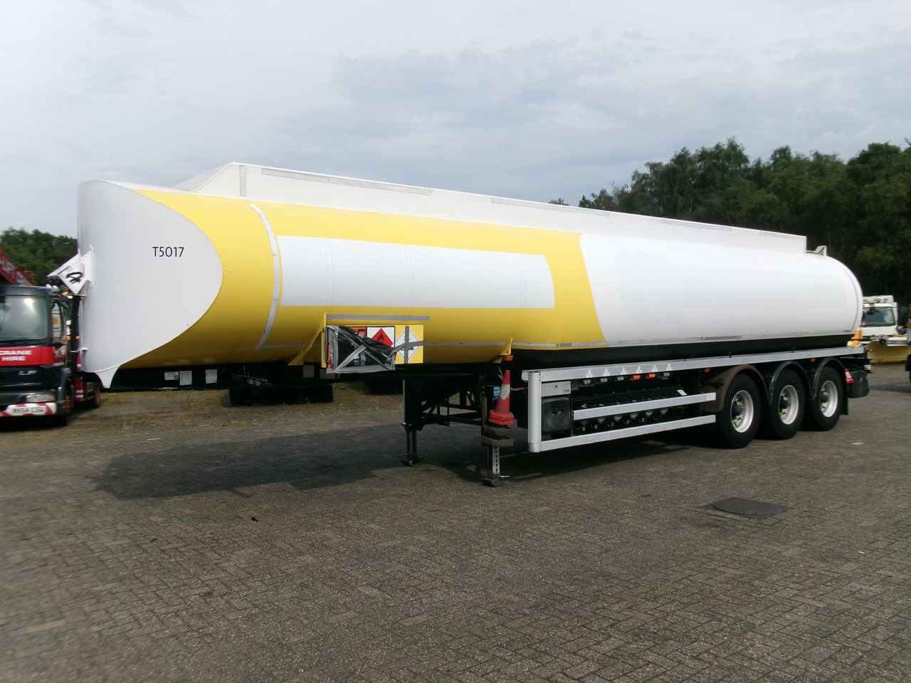 Semirimorchio cisterna per il trasporto di carburanti Lakeland Tankers Fuel tank alu 43 m3 / 6 comp: foto 1