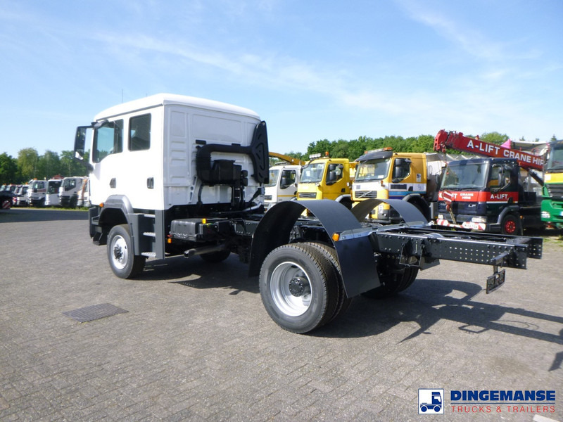 MAN TGM 13.320 4X4 BL chassis / new/unused - Autocarro telaio: foto 3 MAN TGM 13.320 4X4 BL chassis / new/unused - Autocarro telaio: foto 3