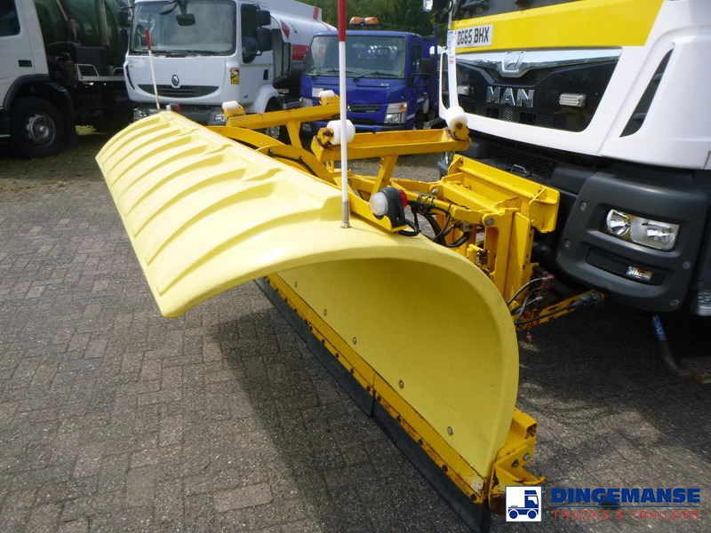 MAN TGM 18.290 4X4 RHD gritter / snow plough - Mezzo spazzaneve: foto 5 MAN TGM 18.290 4X4 RHD gritter / snow plough - Mezzo spazzaneve: foto 5