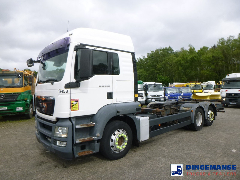 MAN TGS 26.360 Euro 5 6x2 chassis 20 ft + ADR - Autocarro telaio: foto 1 MAN TGS 26.360 Euro 5 6x2 chassis 20 ft + ADR - Autocarro telaio: foto 1