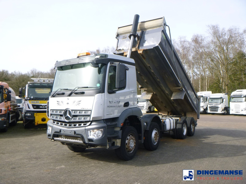 Mercedes-Benz Arocs 3246 8x4 RHD tipper - Autocarro ribaltabile: foto 1 Mercedes-Benz Arocs 3246 8x4 RHD tipper - Autocarro ribaltabile: foto 1