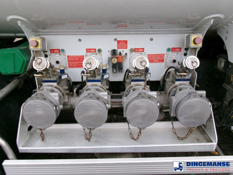 Renault Premium 270 4x2 fuel tank 13.8 m3 / 4 comp - Camion cisterna: foto 5 Renault Premium 270 4x2 fuel tank 13.8 m3 / 4 comp - Camion cisterna: foto 5