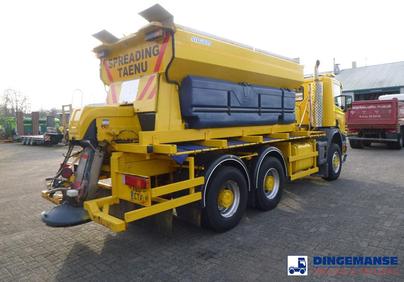 Scania P114-340 CB 6X6 RHD gritter / snow plough - Mezzo spazzaneve: foto 4 Scania P114-340 CB 6X6 RHD gritter / snow plough - Mezzo spazzaneve: foto 4