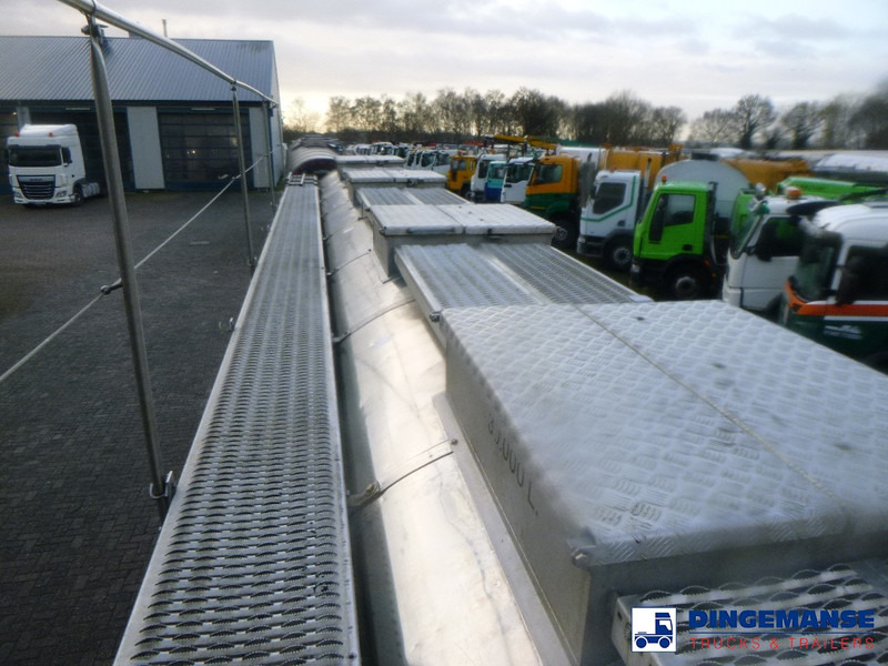 Semirimorchio cisterna Van Hool Chemical tank inox L4BH 30 m3 / 1 comp / ADR 29/08/24: foto 10 Semirimorchio cisterna Van Hool Chemical tank inox L4BH 30 m3 / 1 comp / ADR 29/08/24: foto 10