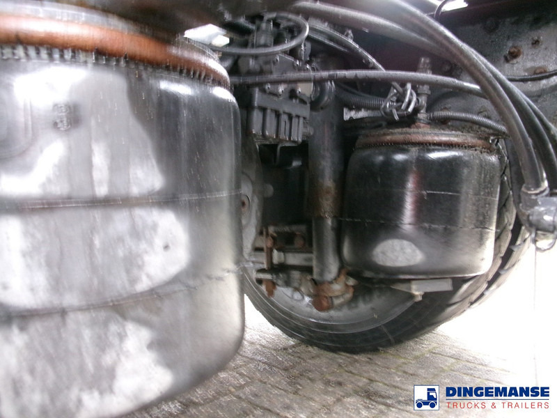 Camion cisterna Volvo FL 240 4x2 RHD fuel tank 13 m3 / 4 comp: foto 6