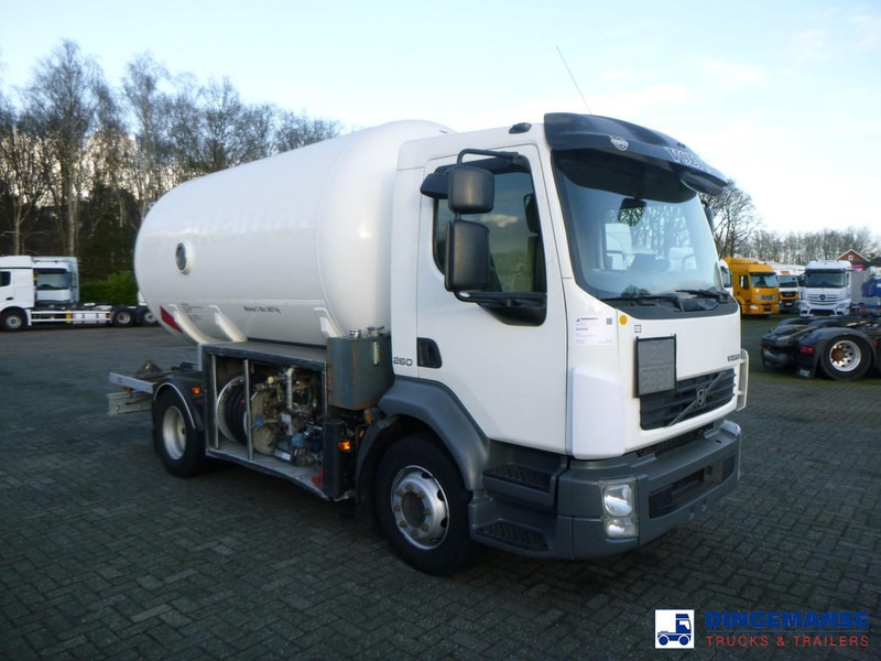 Volvo FL 260 4x2 gas tank 13.9 m3 - Camion cisterna: foto 2 Volvo FL 260 4x2 gas tank 13.9 m3 - Camion cisterna: foto 2