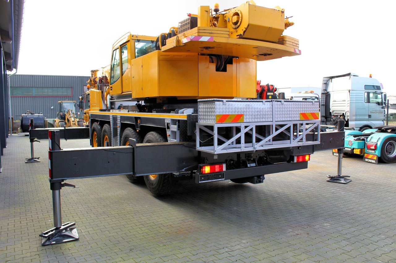 Camion con gru Faun Tadano FAUN ATF 90 G-4 8x6 Autokran + 20 tonnen: foto 12 Camion con gru Faun Tadano FAUN ATF 90 G-4 8x6 Autokran + 20 tonnen: foto 12