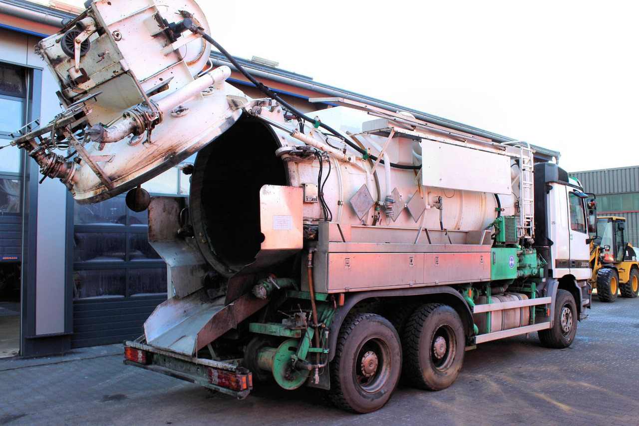 Mercedes-Benz Actros 3335 6x4 Kroll 13m³ HD-Kombi ADR/GGVS V2A - Autospurgo: foto 3 Mercedes-Benz Actros 3335 6x4 Kroll 13m³ HD-Kombi ADR/GGVS V2A - Autospurgo: foto 3