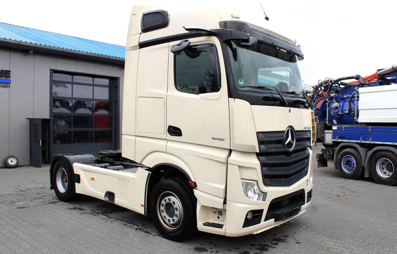 Mercedes-Benz Actros 1848 LS 4x2 BigSpace (MP5) Vollverspoiler - Trattore stradale: foto 1 Mercedes-Benz Actros 1848 LS 4x2 BigSpace (MP5) Vollverspoiler - Trattore stradale: foto 1