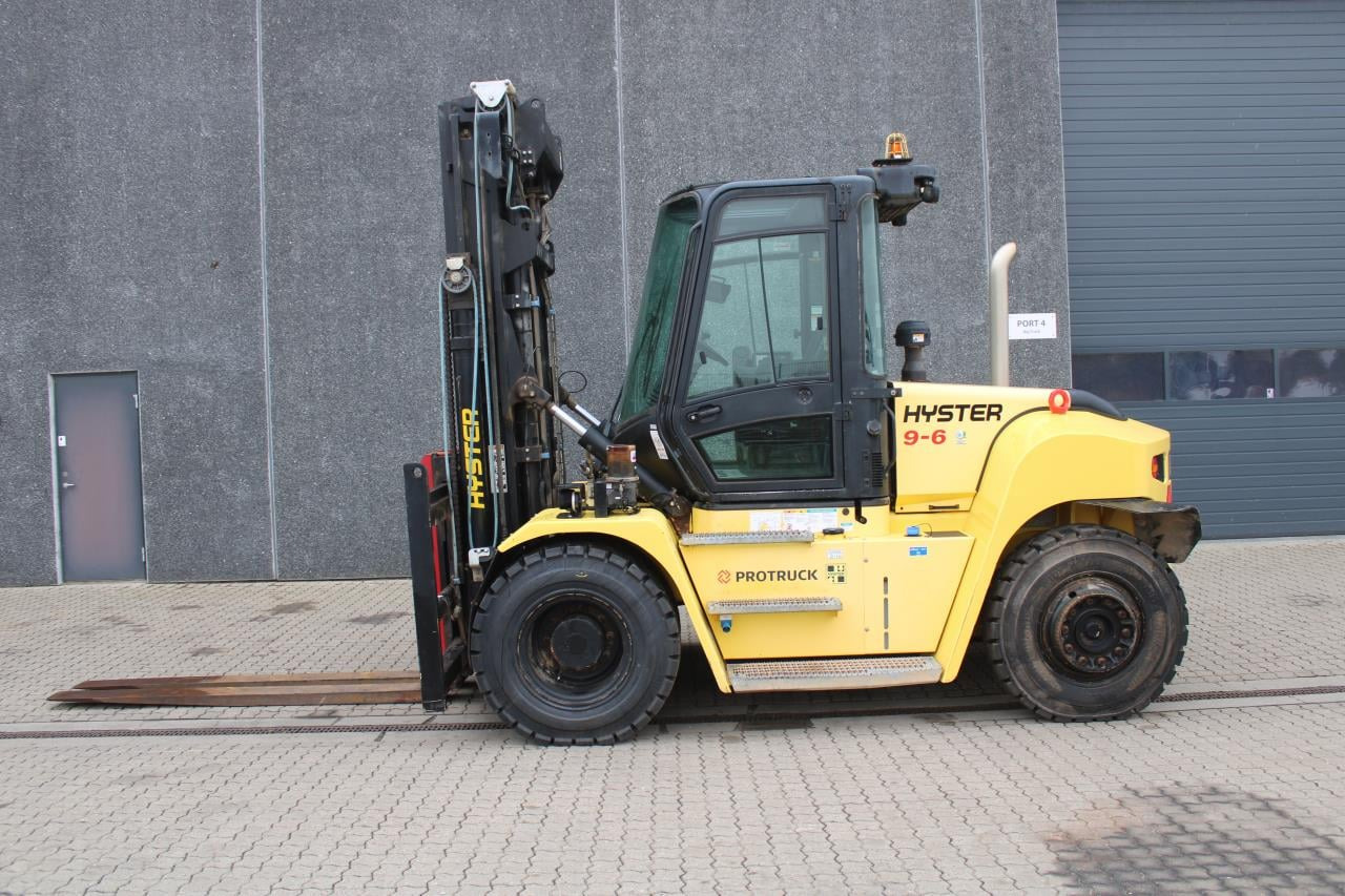 Hyster H9.00XM-6 - Carrello elevatore diesel: foto 1 Hyster H9.00XM-6 - Carrello elevatore diesel: foto 1