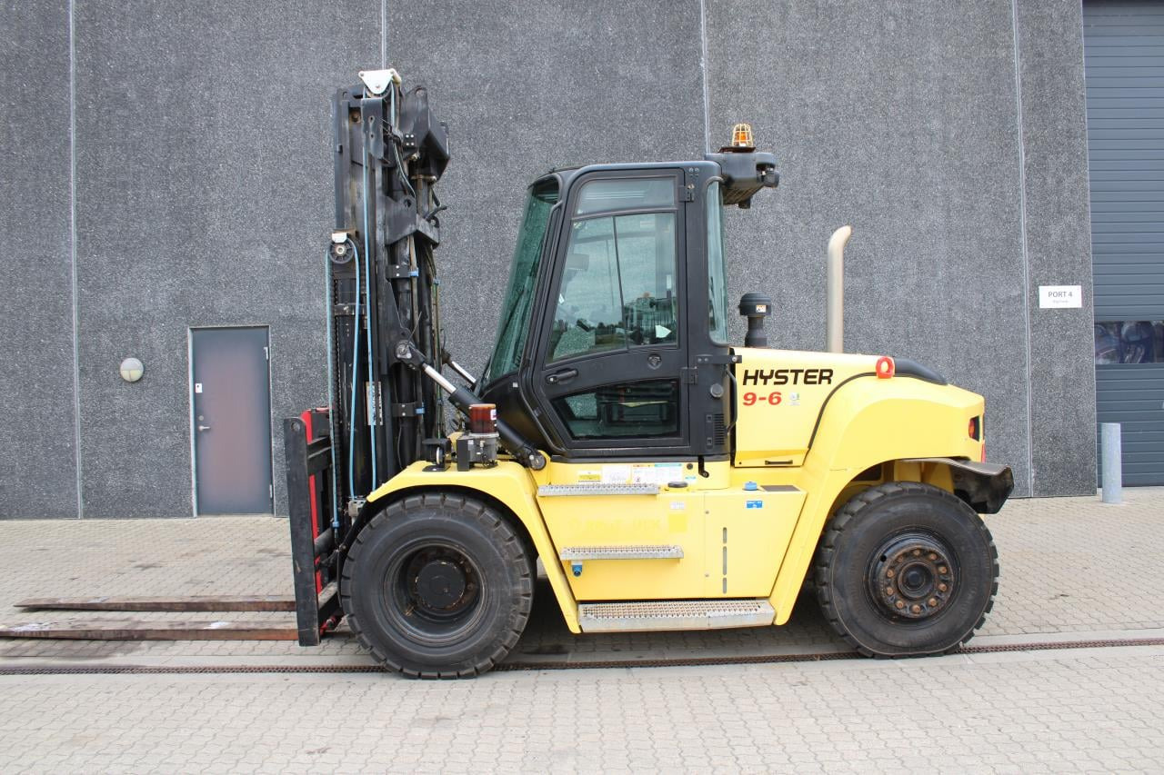 Hyster HYSTER H9.00XM-6 - Carrello elevatore diesel: foto 1 Hyster HYSTER H9.00XM-6 - Carrello elevatore diesel: foto 1