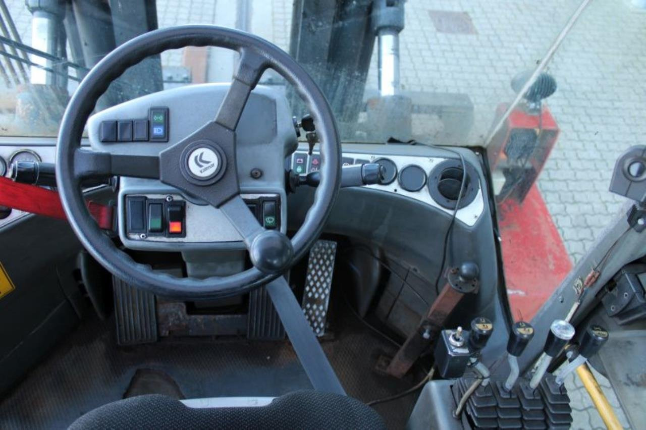 Kalmar DCE140-6 - Carrello elevatore diesel: foto 4 Kalmar DCE140-6 - Carrello elevatore diesel: foto 4