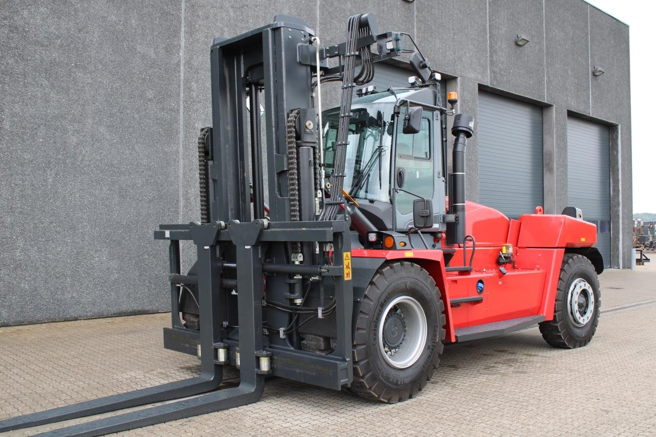 Kalmar DCG250-12 - Carrello elevatore diesel: foto 2 Kalmar DCG250-12 - Carrello elevatore diesel: foto 2