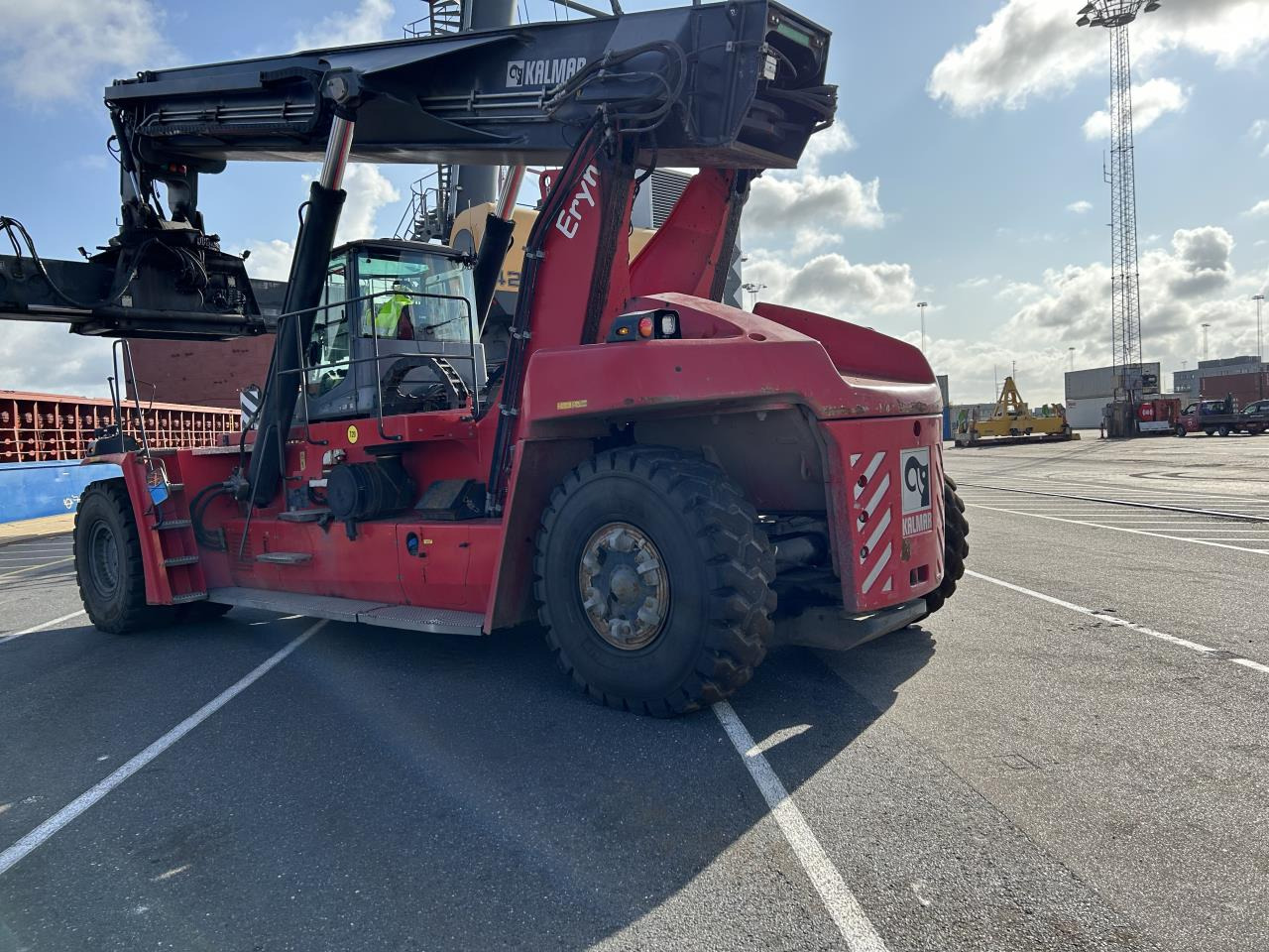 Kalmar DRG450-65S5 - Reach stacker: foto 3 Kalmar DRG450-65S5 - Reach stacker: foto 3