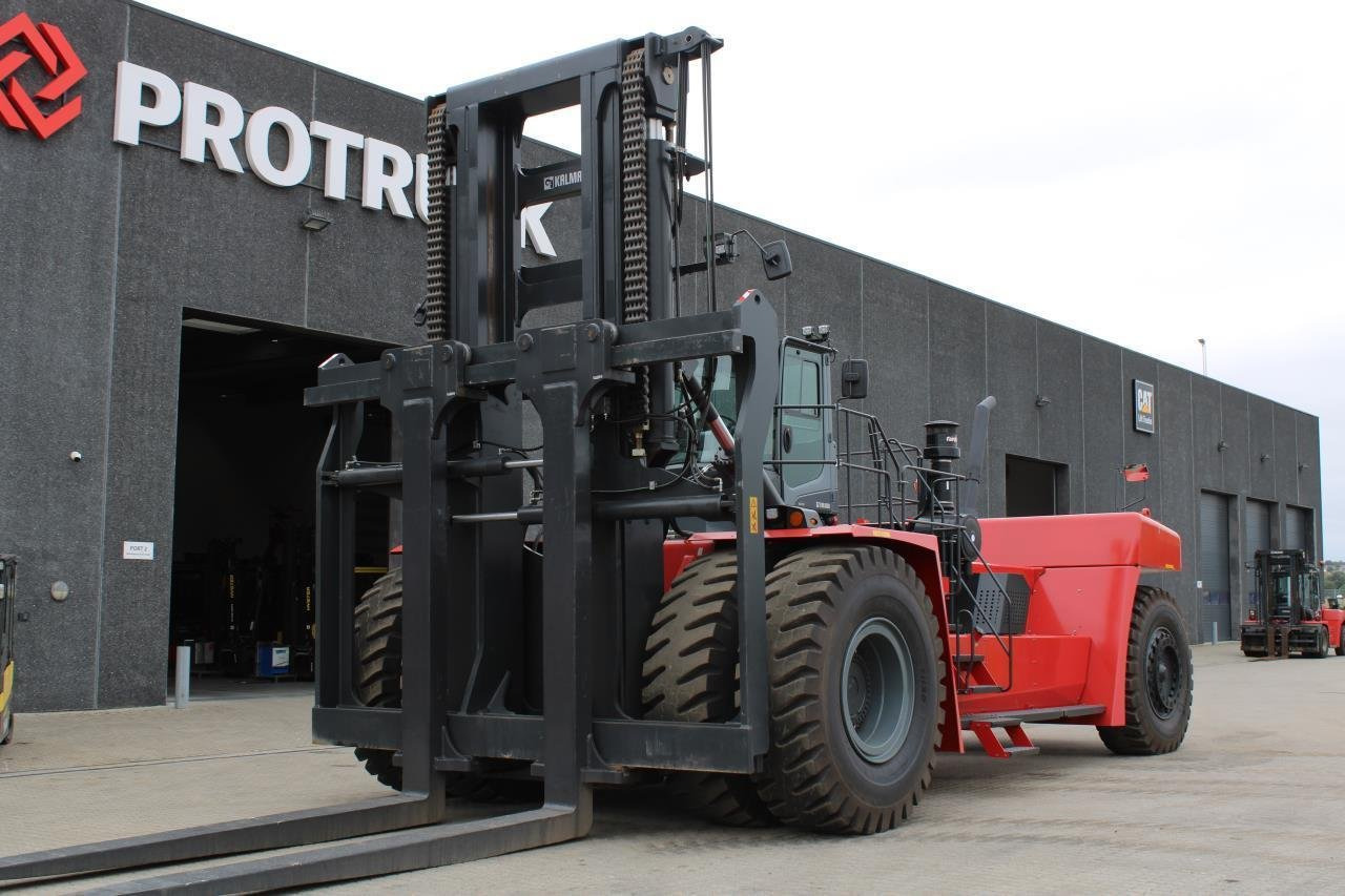 Kalmar KALMAR DCG850-12 - Carrello elevatore diesel: foto 2 Kalmar KALMAR DCG850-12 - Carrello elevatore diesel: foto 2