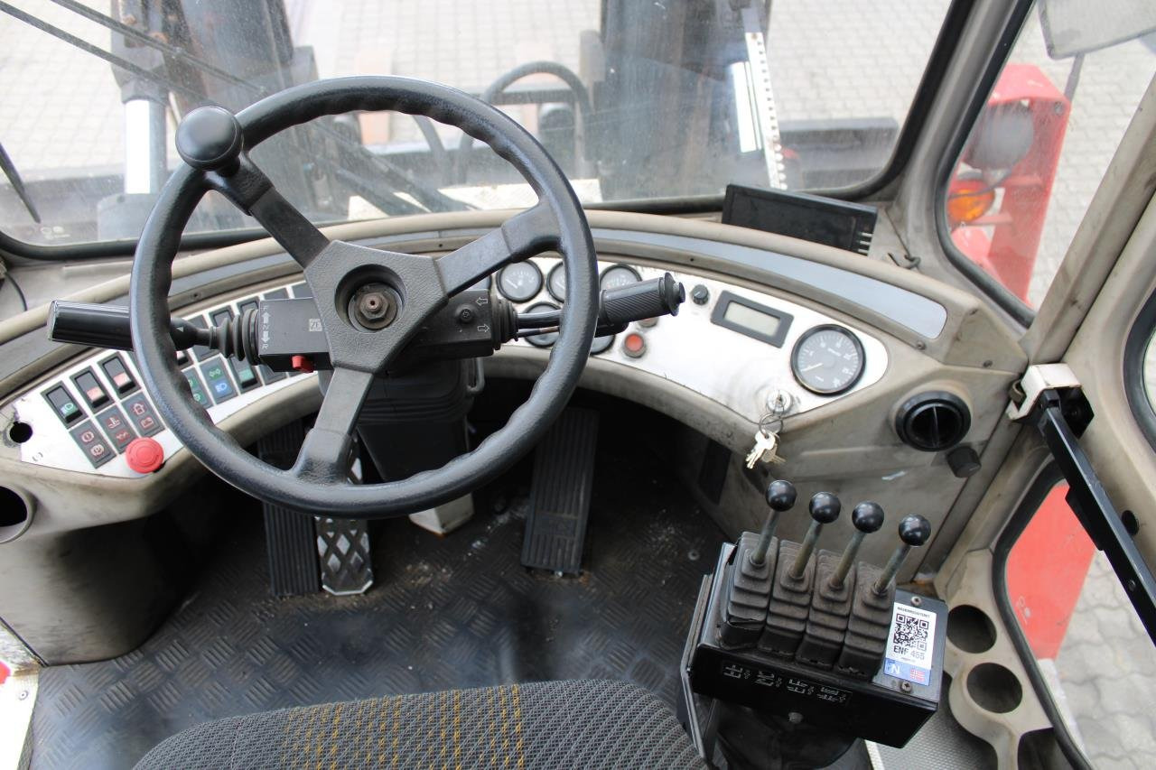 SveTruck 16120 - Carrello elevatore diesel: foto 4 SveTruck 16120 - Carrello elevatore diesel: foto 4