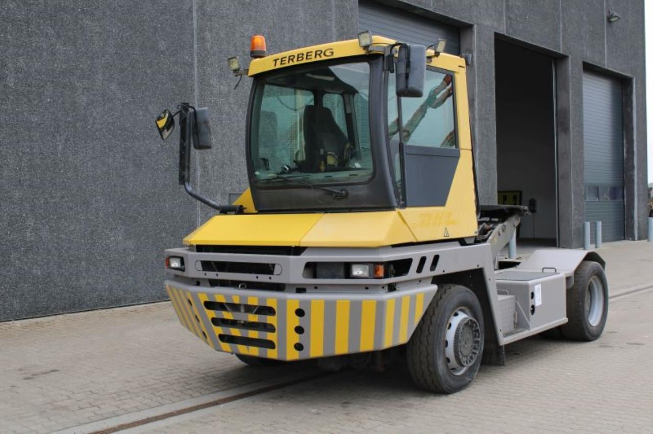 Terberg RT222 - Trattore terminale: foto 2 Terberg RT222 - Trattore terminale: foto 2