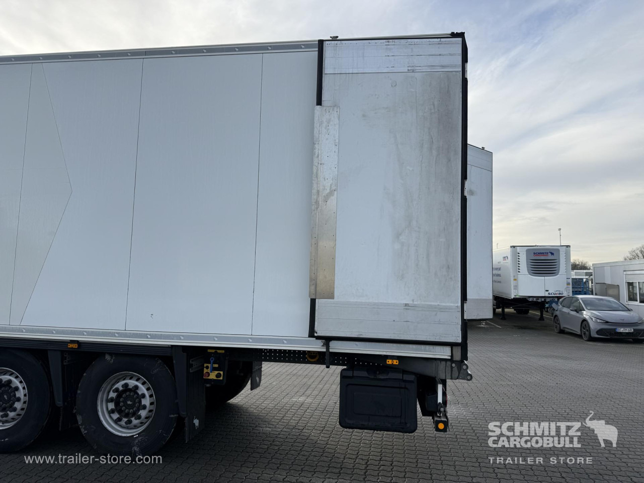 SCHMITZ Auflieger Tiefkühler Multitemp Double deck - Semirimorchio cella isotermica: foto 2 SCHMITZ Auflieger Tiefkühler Multitemp Double deck - Semirimorchio cella isotermica: foto 2