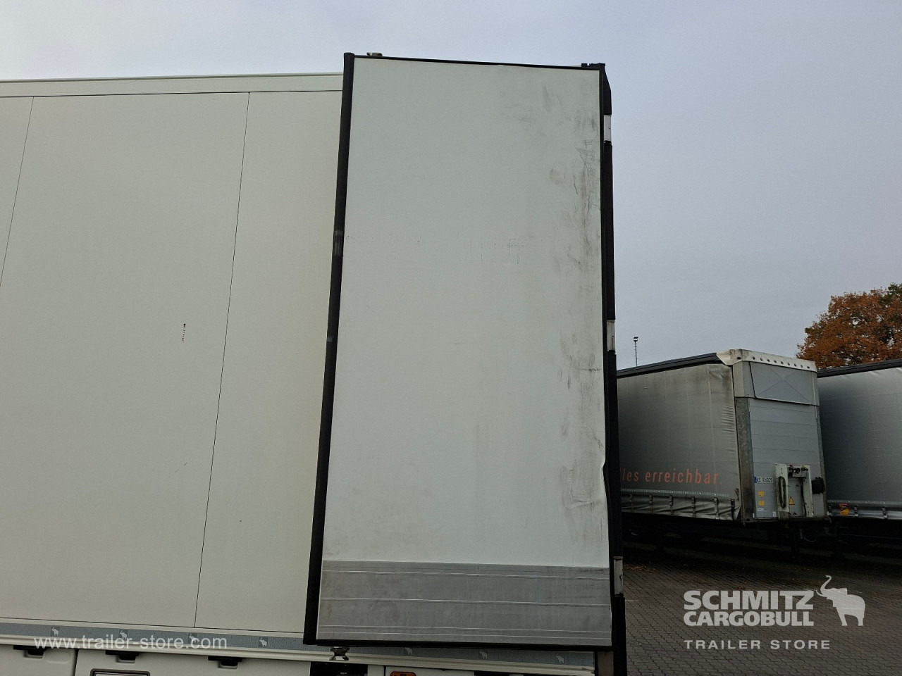 SCHMITZ Auflieger Tiefkühler Standard Double deck - Semirimorchio cella isotermica: foto 3 SCHMITZ Auflieger Tiefkühler Standard Double deck - Semirimorchio cella isotermica: foto 3