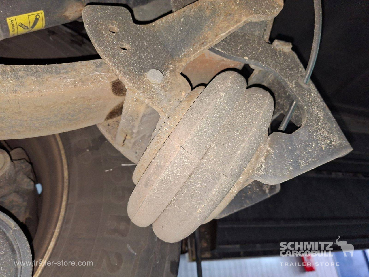 SCHMITZ Auflieger Tiefkühler Standard Double deck - Semirimorchio cella isotermica: foto 3 SCHMITZ Auflieger Tiefkühler Standard Double deck - Semirimorchio cella isotermica: foto 3