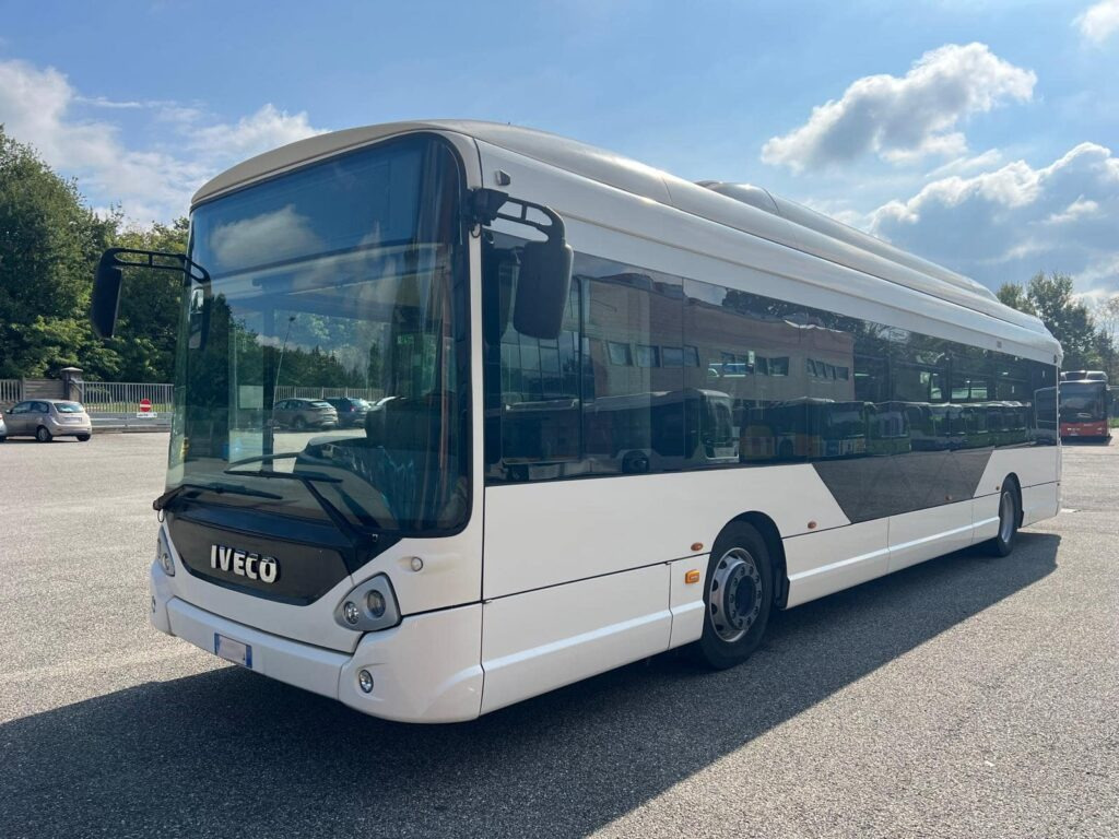 N.1 IVECO GX330ELEC – Anno 2019 - Autobus urbano: foto 1 N.1 IVECO GX330ELEC – Anno 2019 - Autobus urbano: foto 1