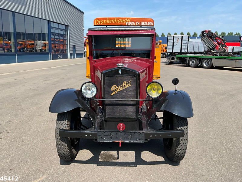 BERLIET V.H.A Oldtimer met open laadbak - Autocarro con pianale/ Cassone fisso: foto 2 BERLIET V.H.A Oldtimer met open laadbak - Autocarro con pianale/ Cassone fisso: foto 2