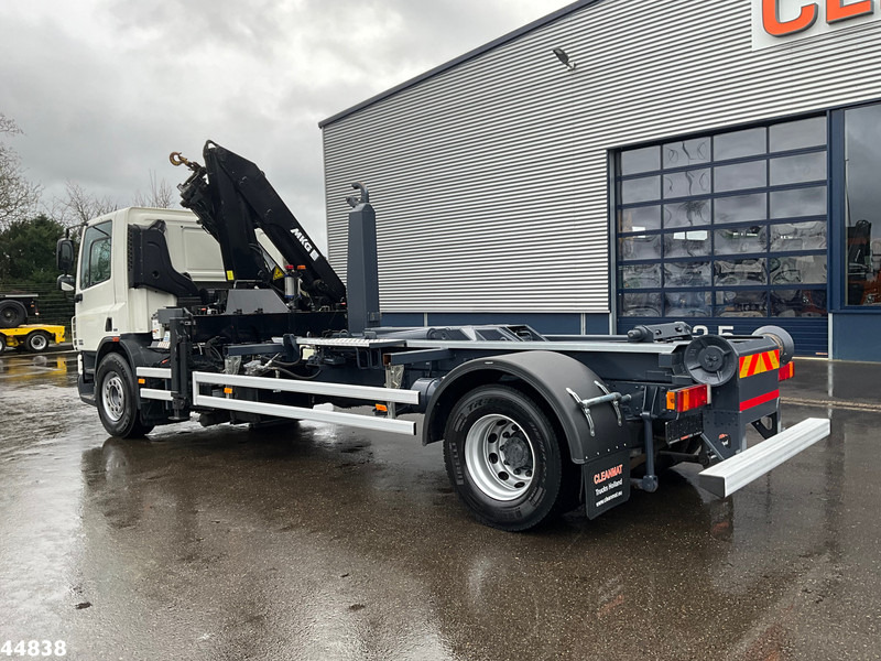 DAF FA 75 CF 250 MKG 14 Tonmeter laadkraan - Autocarro scarrabile, Camion con gru: foto 3 DAF FA 75 CF 250 MKG 14 Tonmeter laadkraan - Autocarro scarrabile, Camion con gru: foto 3