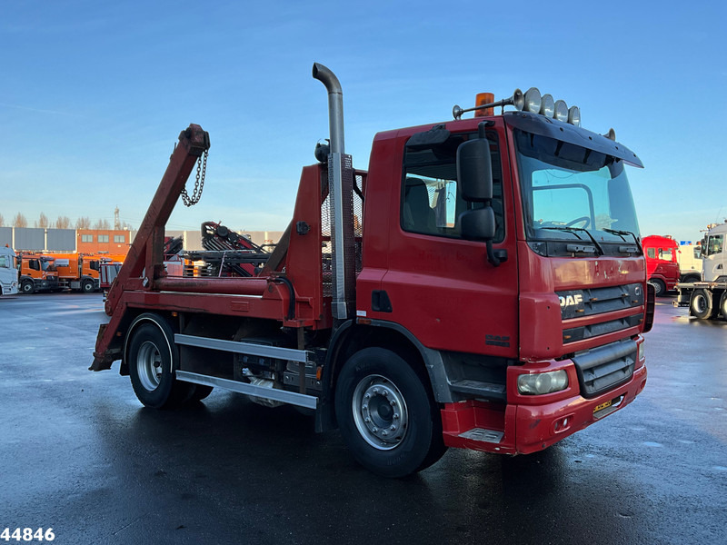 DAF FA 75 CF 310 Euro 5 Hyva 14 Ton portaalarmsysteem - Autocarro multibenna: foto 2 DAF FA 75 CF 310 Euro 5 Hyva 14 Ton portaalarmsysteem - Autocarro multibenna: foto 2