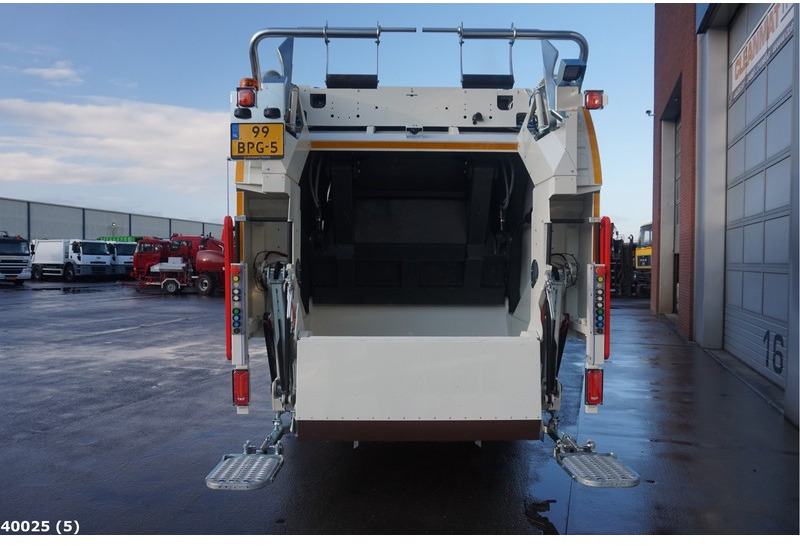 DAF FA CF 300 Geesink 15m³ - Camion immondizia: foto 5 DAF FA CF 300 Geesink 15m³ - Camion immondizia: foto 5