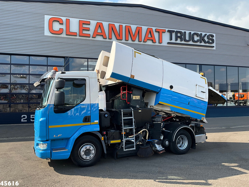 DAF FA LF 180 Euro 6 Johnston VS502 Just 138.807 km! - Spazzatrice stradale: foto 2 DAF FA LF 180 Euro 6 Johnston VS502 Just 138.807 km! - Spazzatrice stradale: foto 2