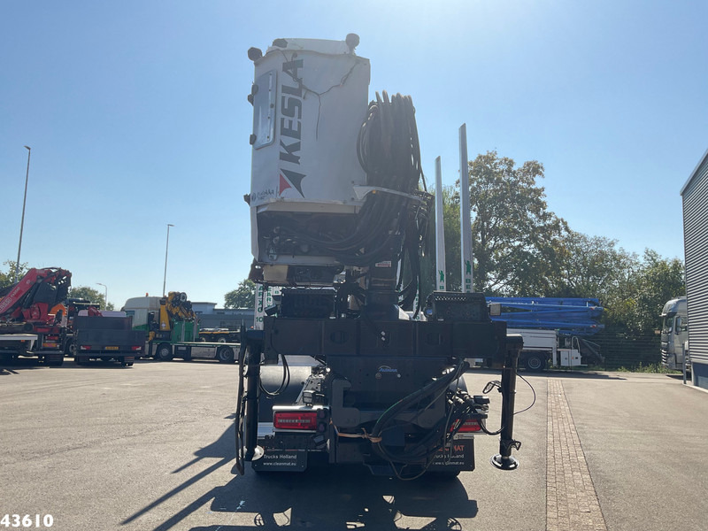 Camion con gru DAF FAD XF 530 8x4 Holzkran: foto 7 Camion con gru DAF FAD XF 530 8x4 Holzkran: foto 7