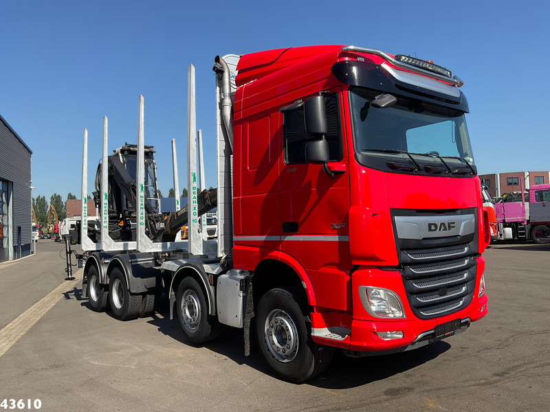 DAF FAD XF 530 8x4 Holzkran - Camion con gru: foto 4 DAF FAD XF 530 8x4 Holzkran - Camion con gru: foto 4