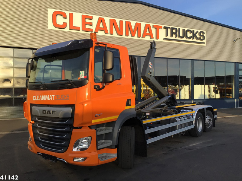 DAF FAN CF 430 VDL 21 Ton haakarmsysteem - Autocarro scarrabile: foto 1 DAF FAN CF 430 VDL 21 Ton haakarmsysteem - Autocarro scarrabile: foto 1